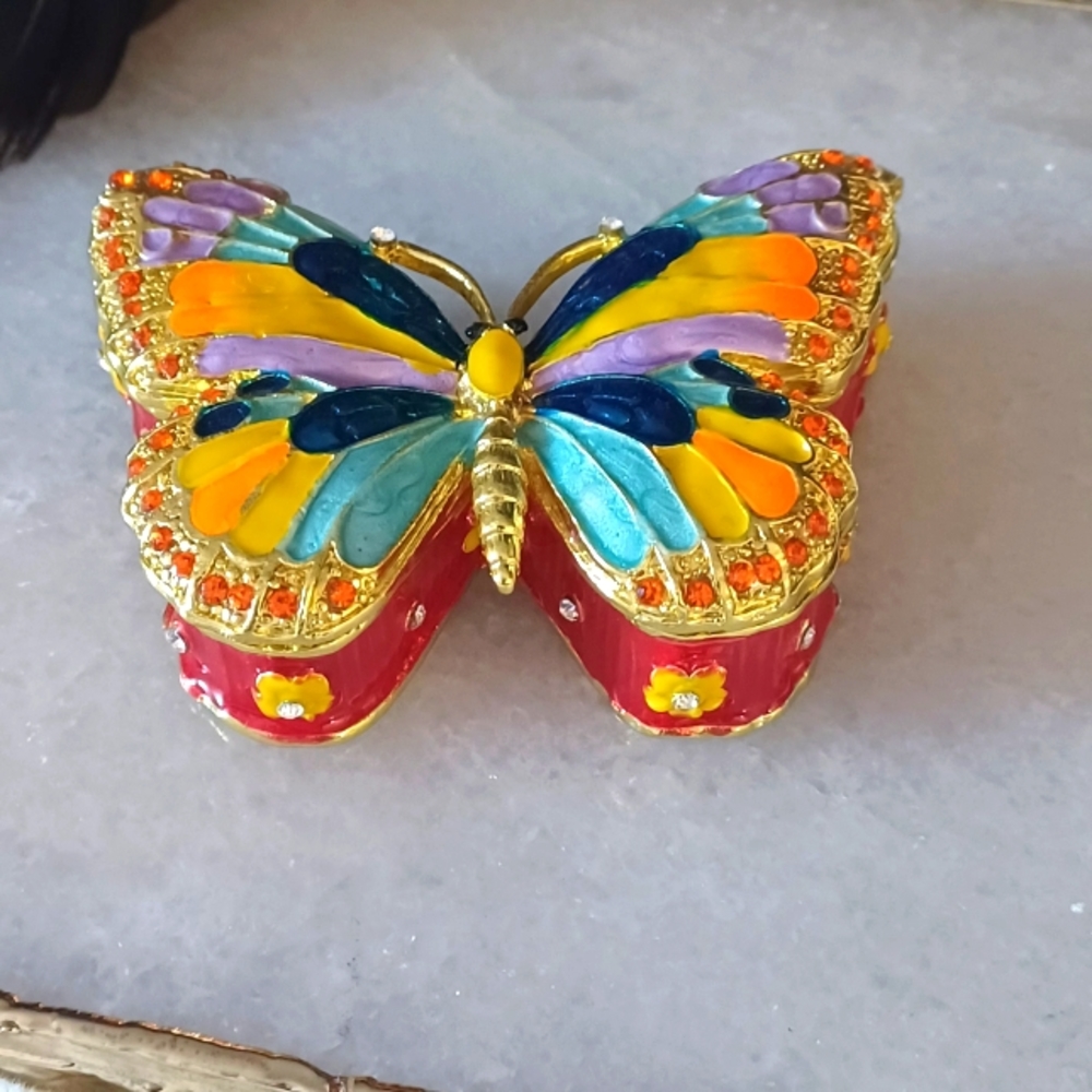 Trinket Box - Picture 5 of 14